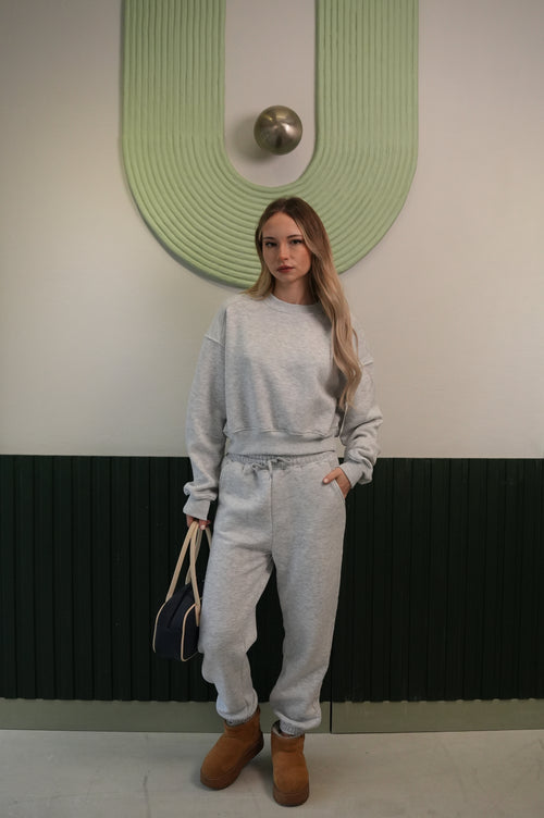 Kadın Gri Crop Sweatshirt Jogger Pantolon Takım