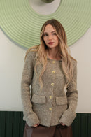 Altın Düğmeli Cepli Triko Ceket – Bej