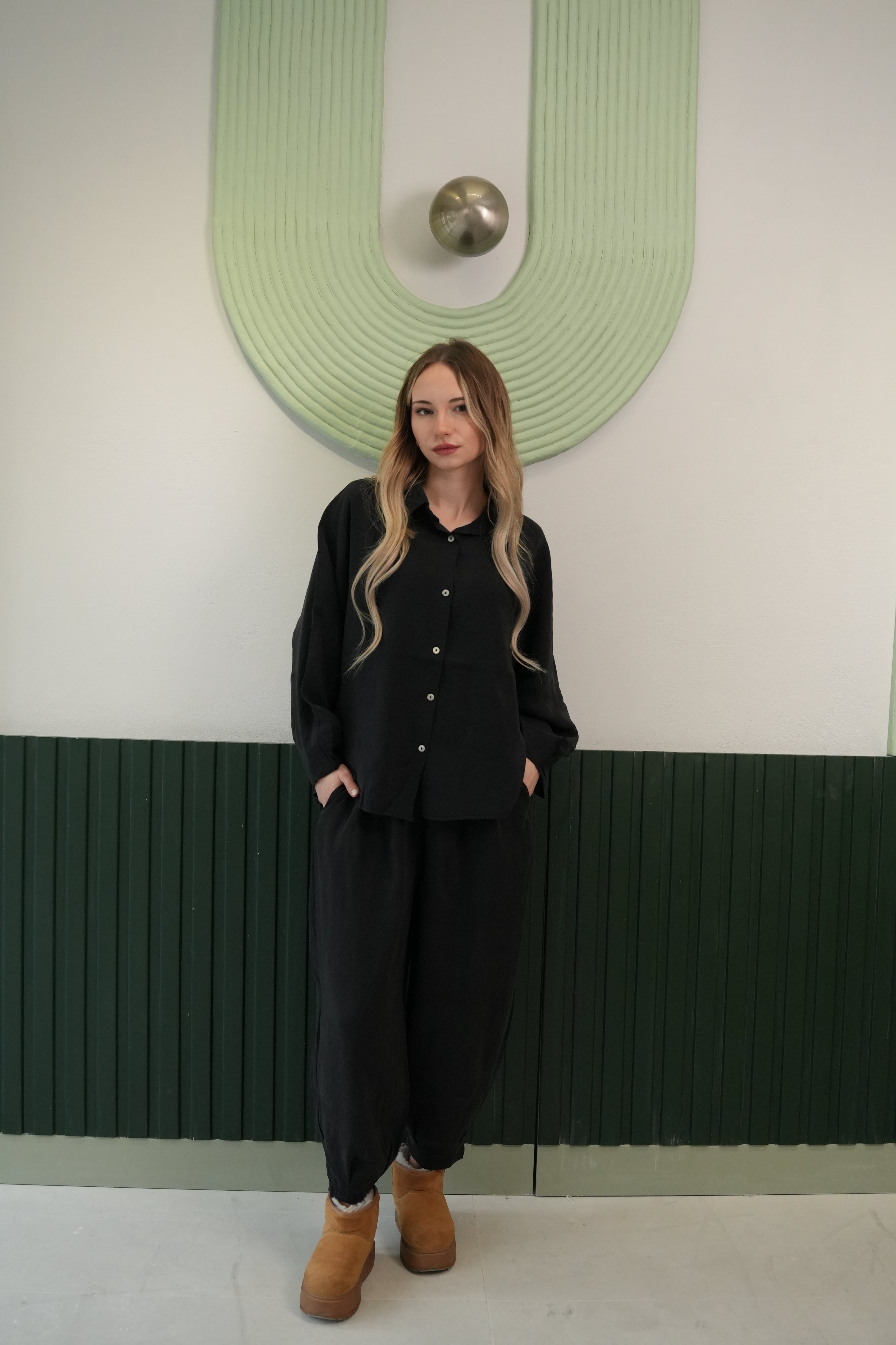 Oversize Gömlek & Bol Paça Pantolon Takım – Siyah