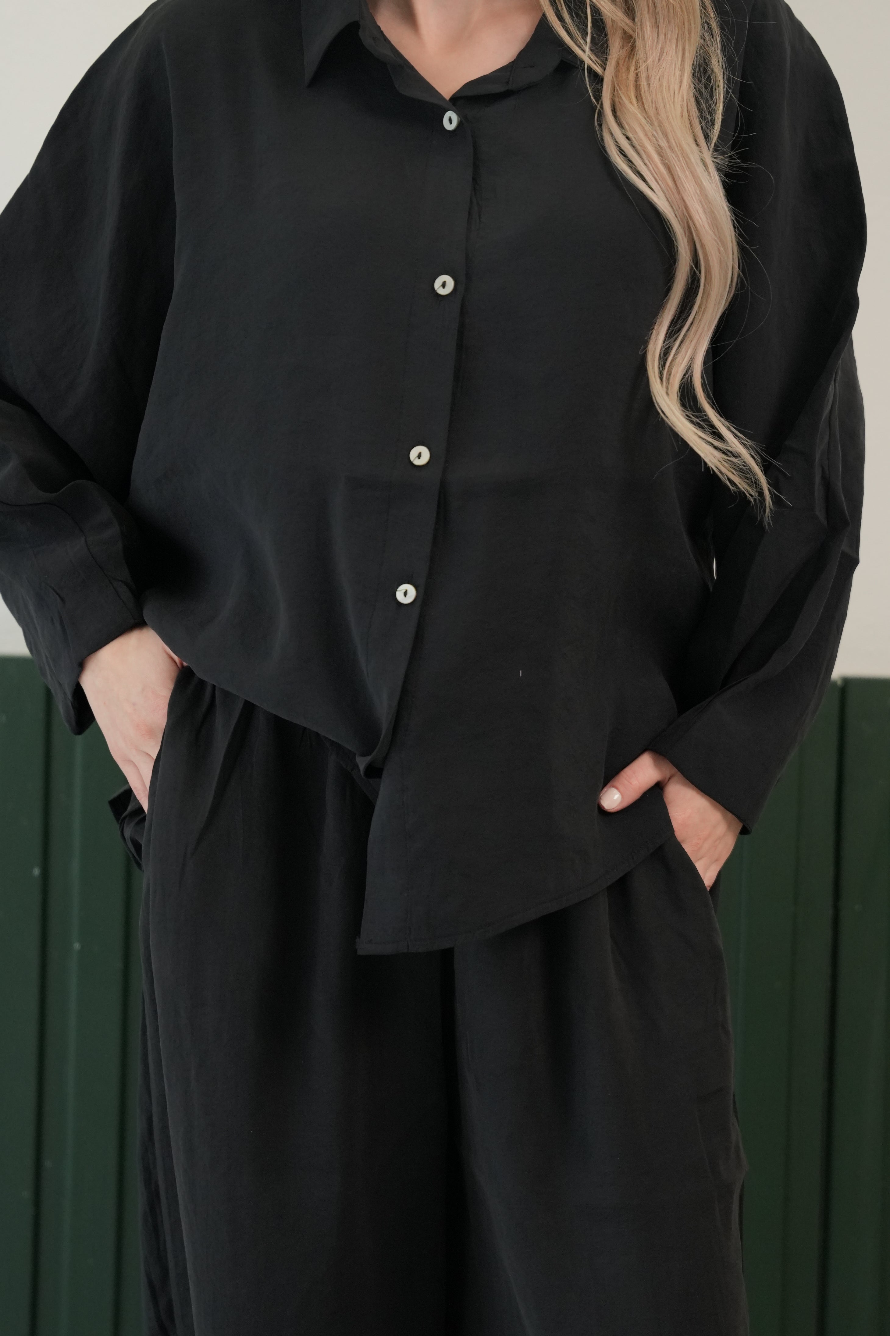 Oversize Gömlek & Bol Paça Pantolon Takım – Siyah