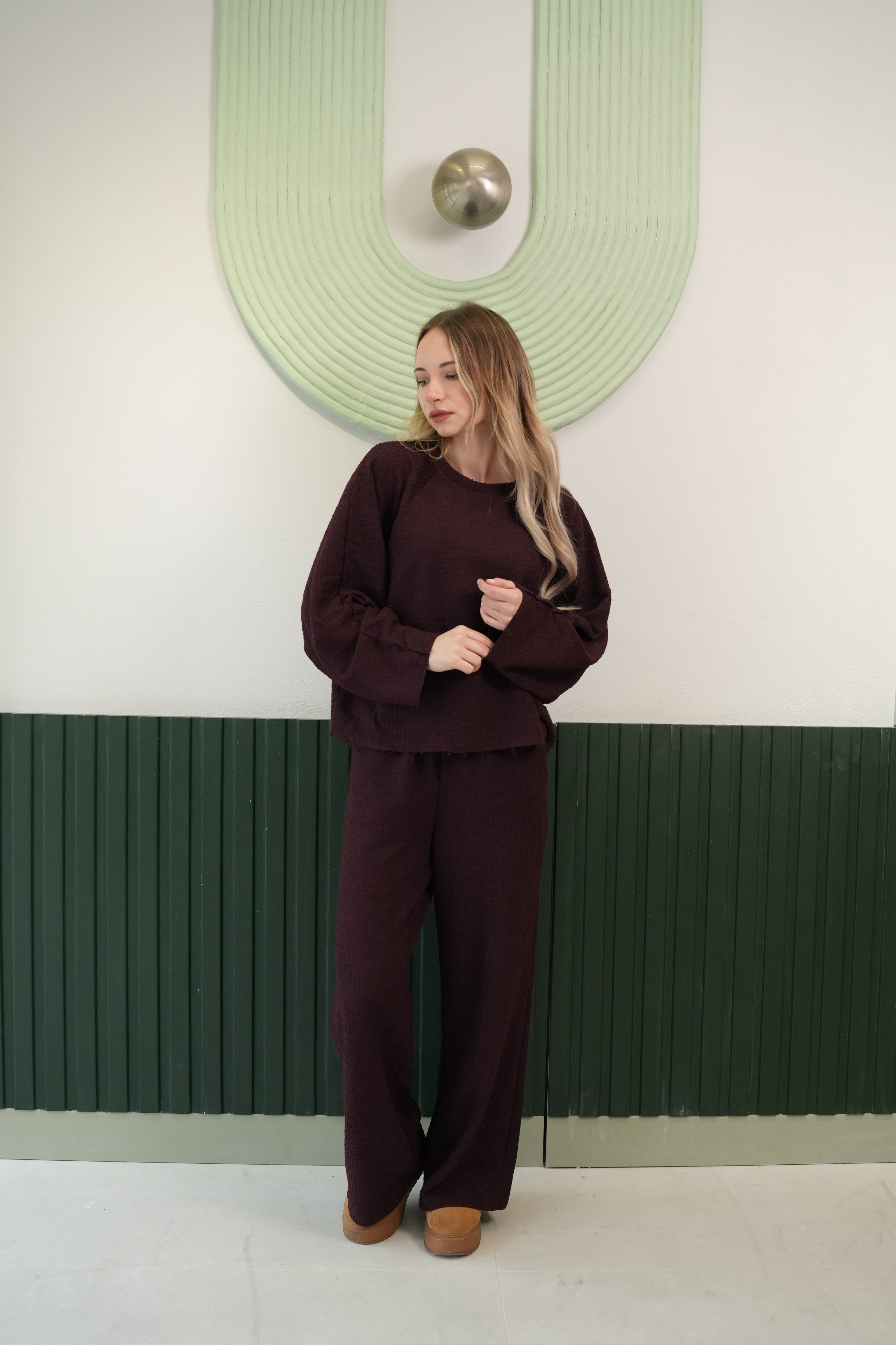Dokulu Oversize Üst & Bol Paça Pantolon Takım – Bordo