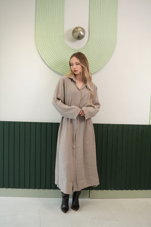 Kemer Detaylı Bej Gömlek Elbise