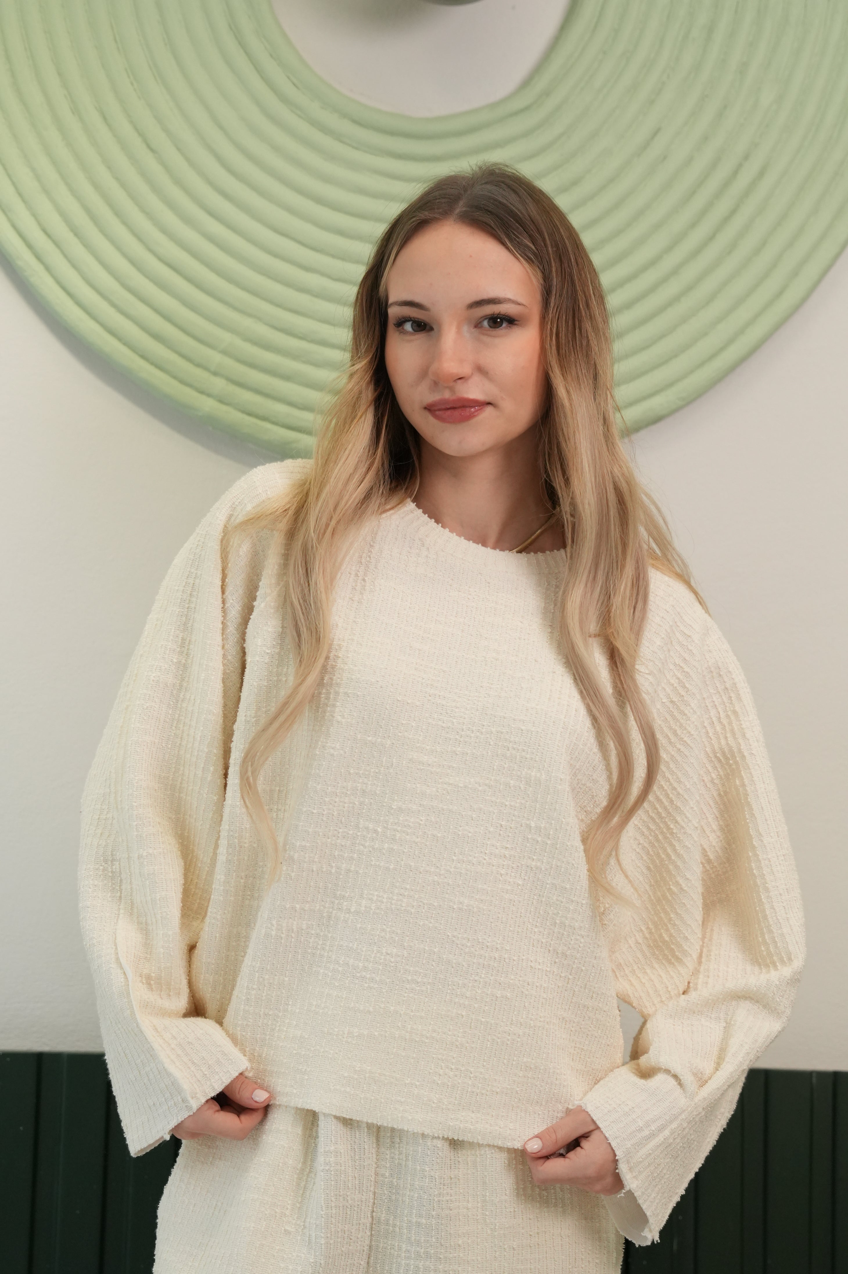 Dokulu Bluz & Bol Paça Pantolon Takım - Krem