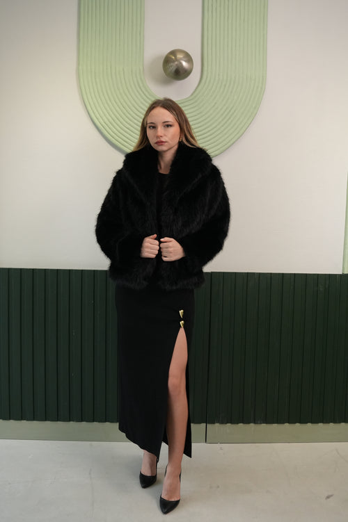 Kruvaze Yaka Suni Kürk Ceket – Siyah