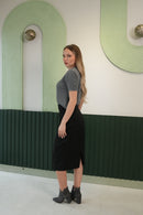 Yüksek Bel Yırtmaçlı Midi Etek – Siyah