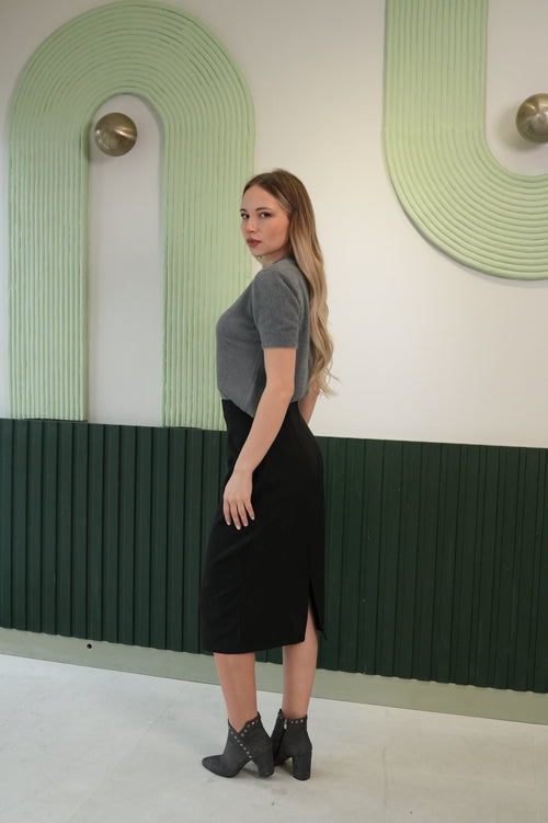 Yüksek Bel Yırtmaçlı Midi Etek – Siyah