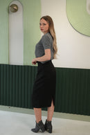 Yüksek Bel Yırtmaçlı Midi Etek – Siyah