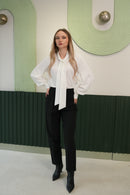 Boyundan Bağlamalı Fular Detaylı Balon Kol Bluz - Ekru