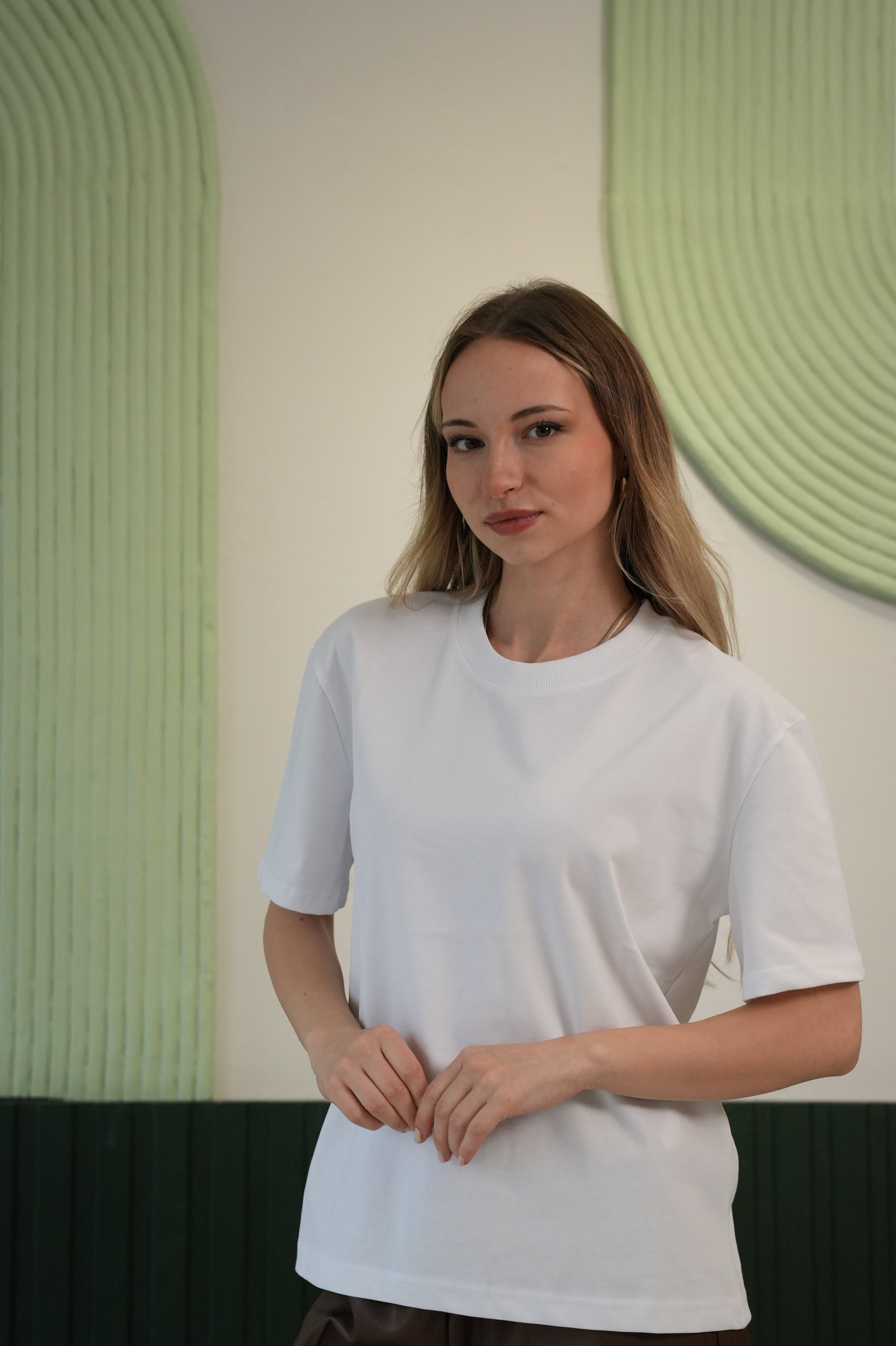 Kadın Basic Düz Kesim Kısa Kollu Tişört – Beyaz