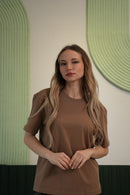 Kadın Yuvarlak Yaka Düz Kesim Basic Tişört – Kahverengi