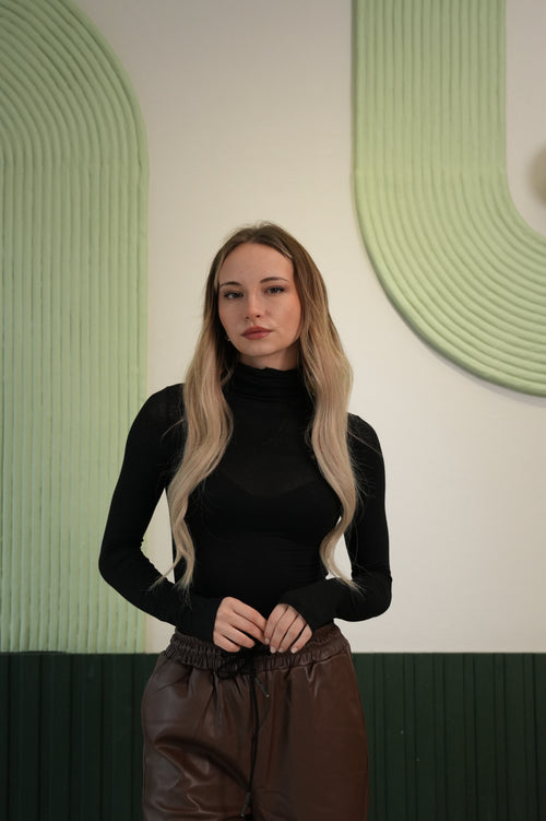 Yarım Balıkçı Yaka Parmak Geçirmeli Dar Kesim Badi - Siyah