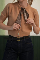 Fular Detaylı Kısa Kollu Triko Hırka – Camel