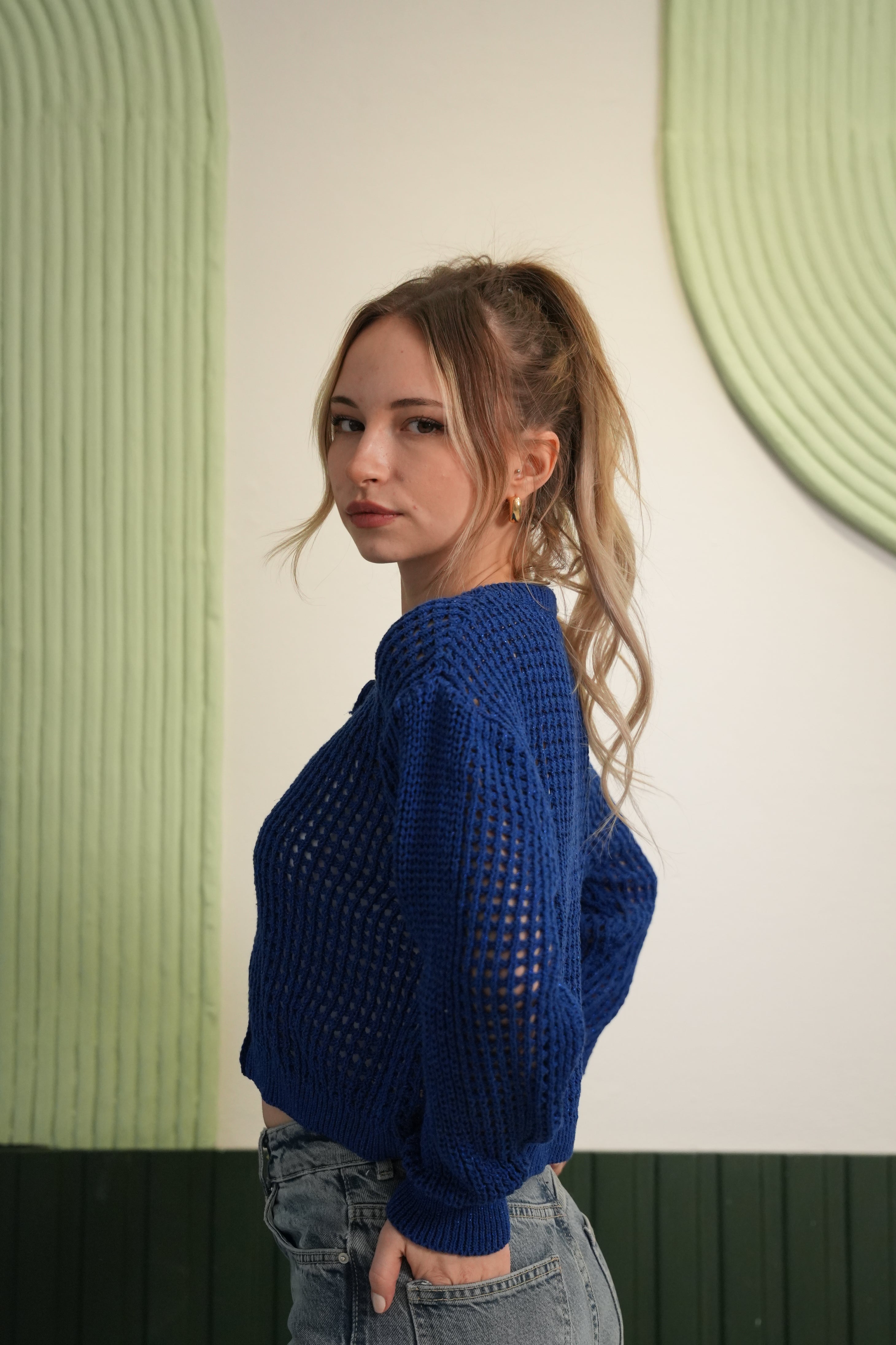 Metal Düğme Detaylı Delikli Crop Triko Hırka - Saks Mavi