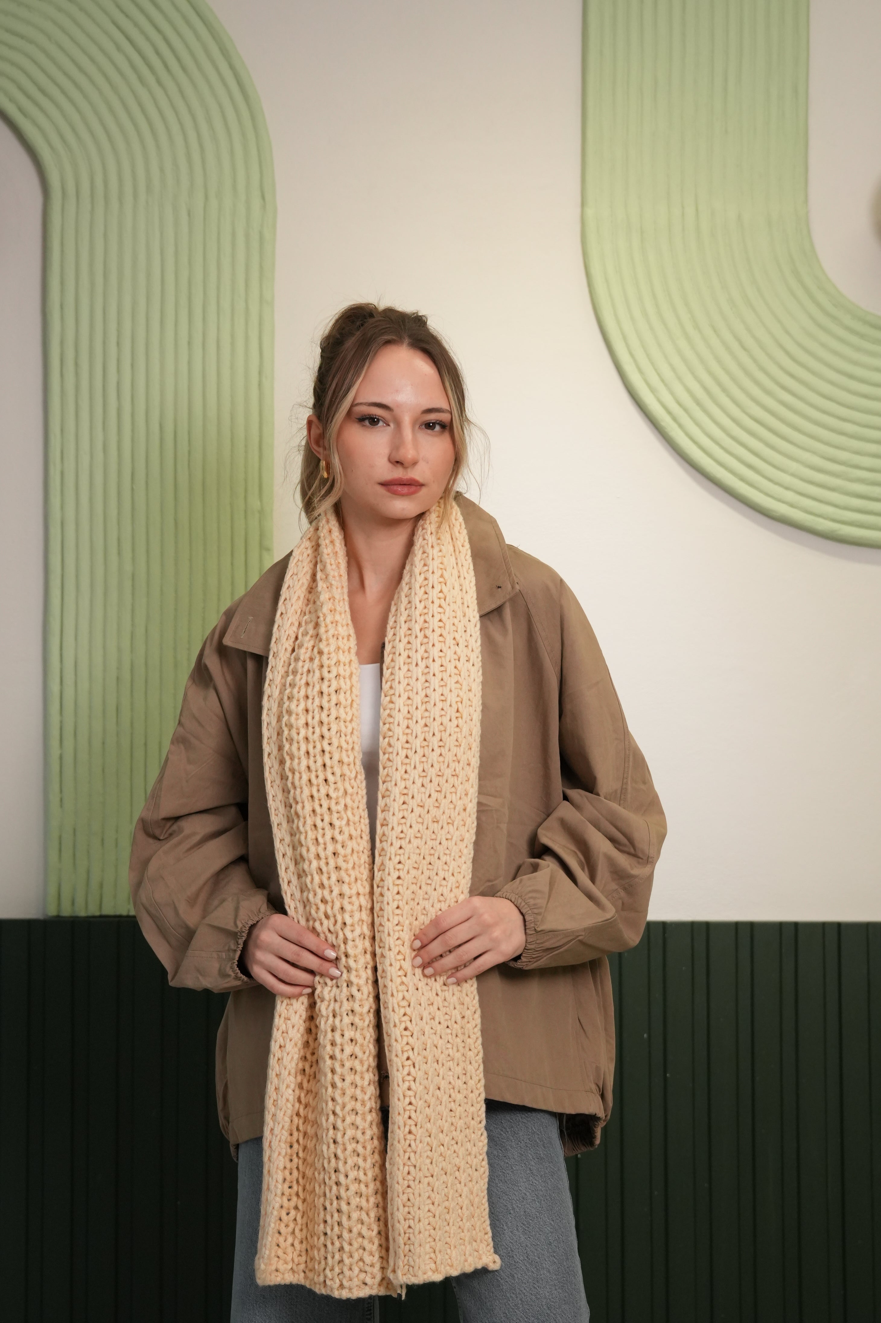 Kalın Örgü Bej Atkı