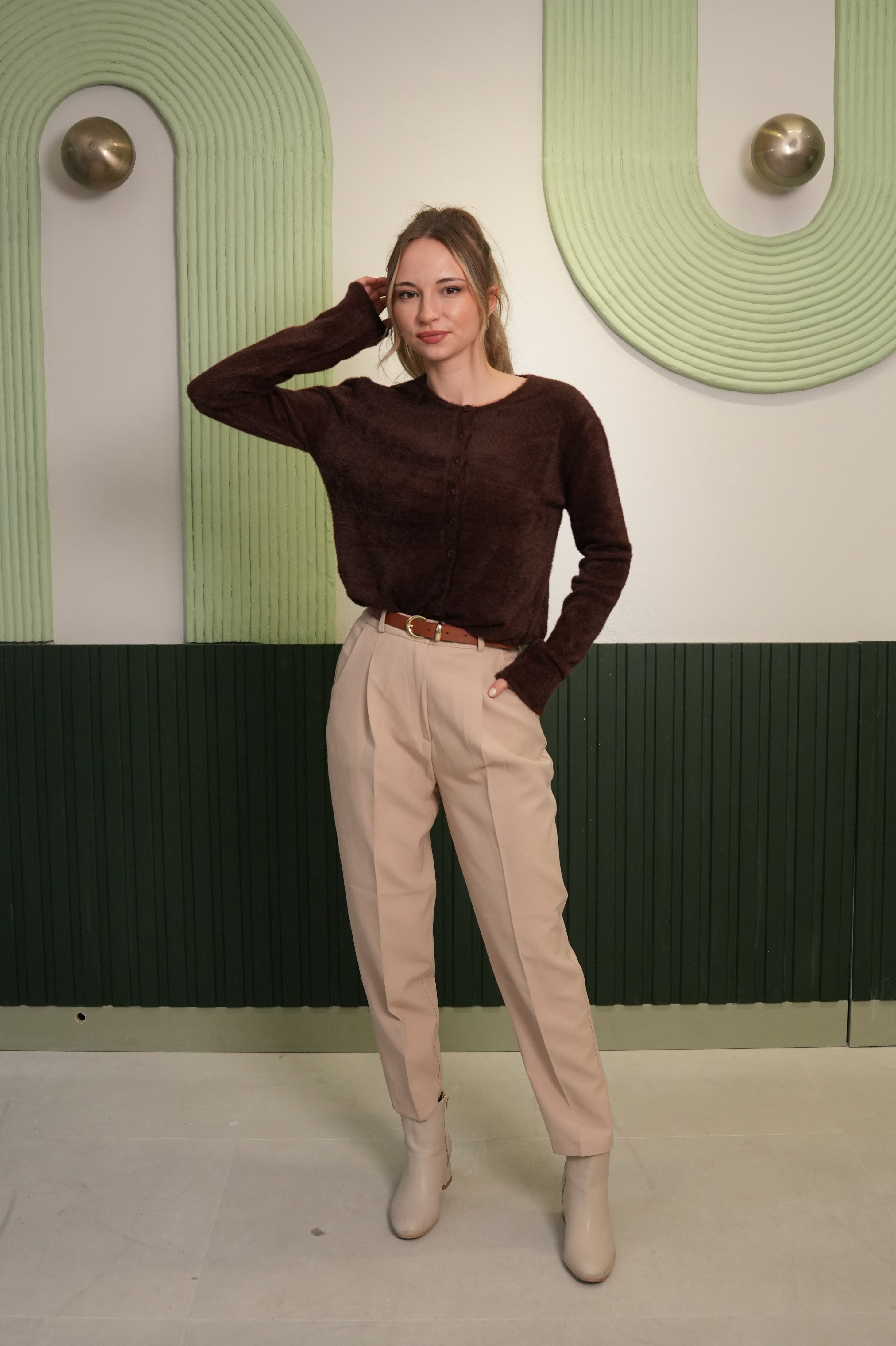 Pile Detaylı Yüksek Bel Kumaş Pantolon – Bej