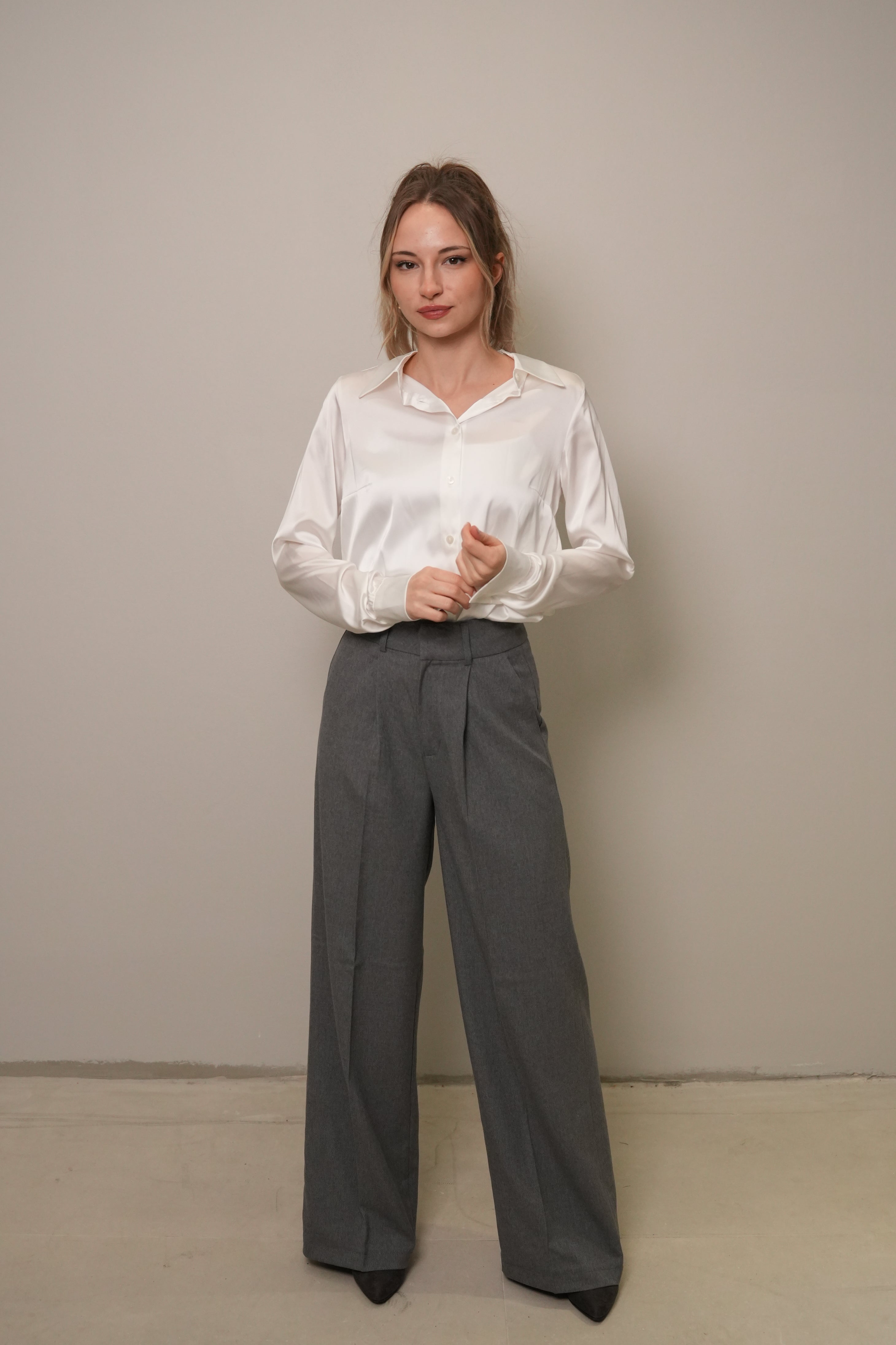 Yüksek Bel Gri Bol Paça Kumaş Pantolon