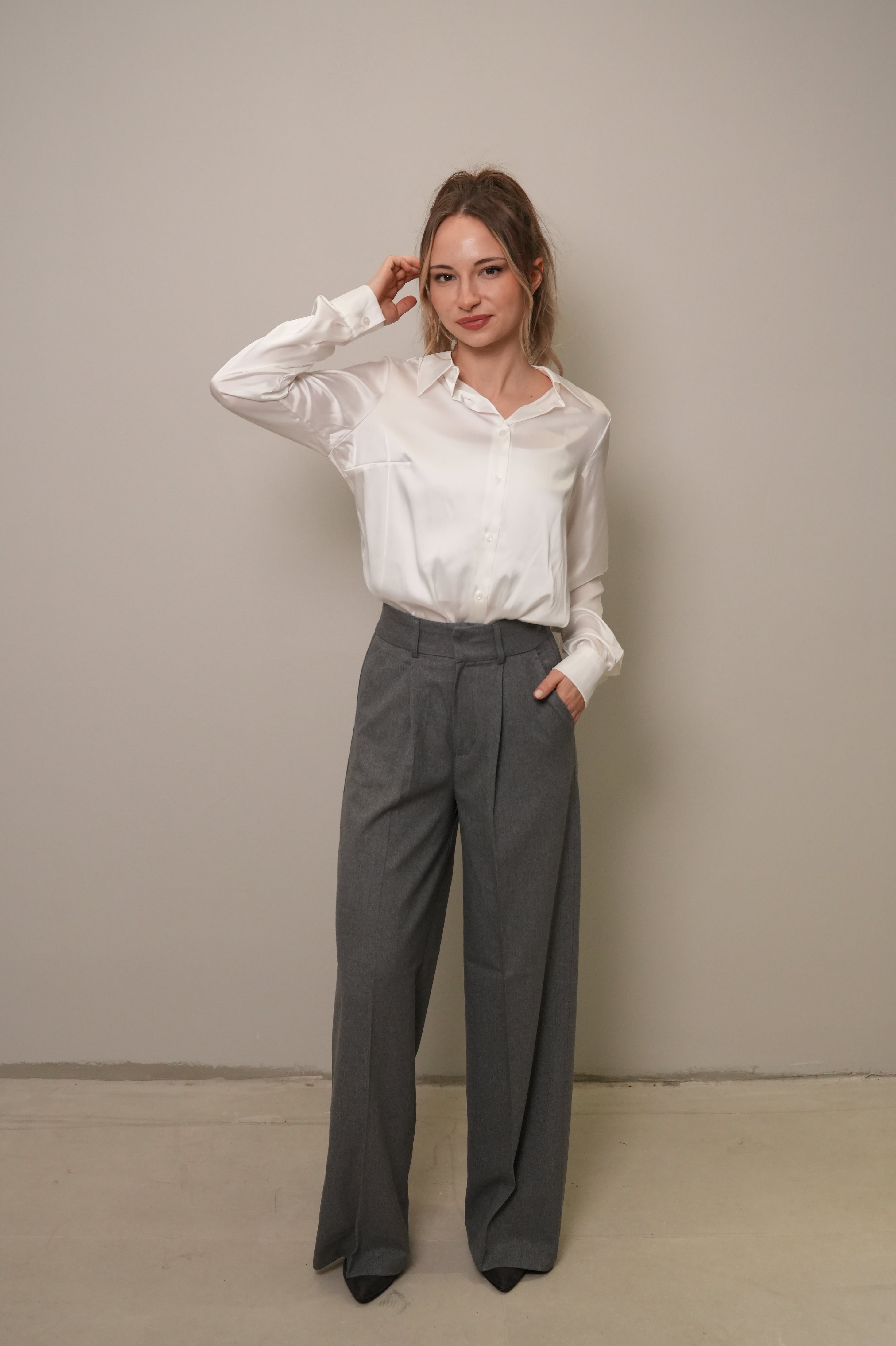 Saten Dokulu Ekru Oversize Gömlek