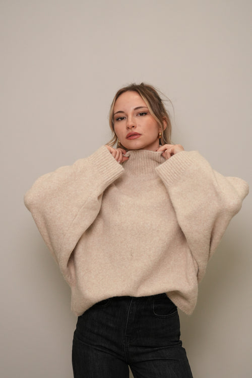 Kadın Boğazlı Yaka Oversize Triko Kazak – Bej