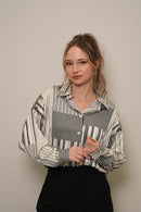 Siyah-Ekru Geometrik Çizgili Oversize Saten Gömlek