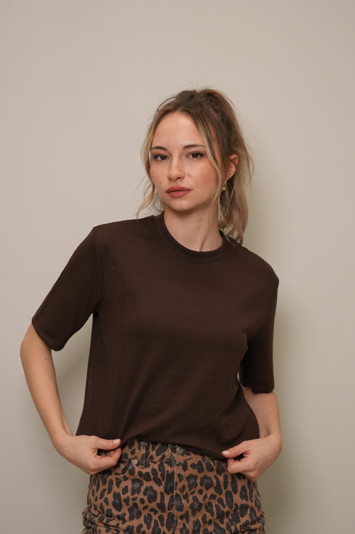 Kadın Basic Düz Kesim Kısa Kollu Tişört – Kahverengi