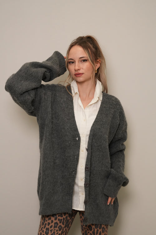 Füme Oversize V Yaka Tüylü Dokulu Örgü Hırka