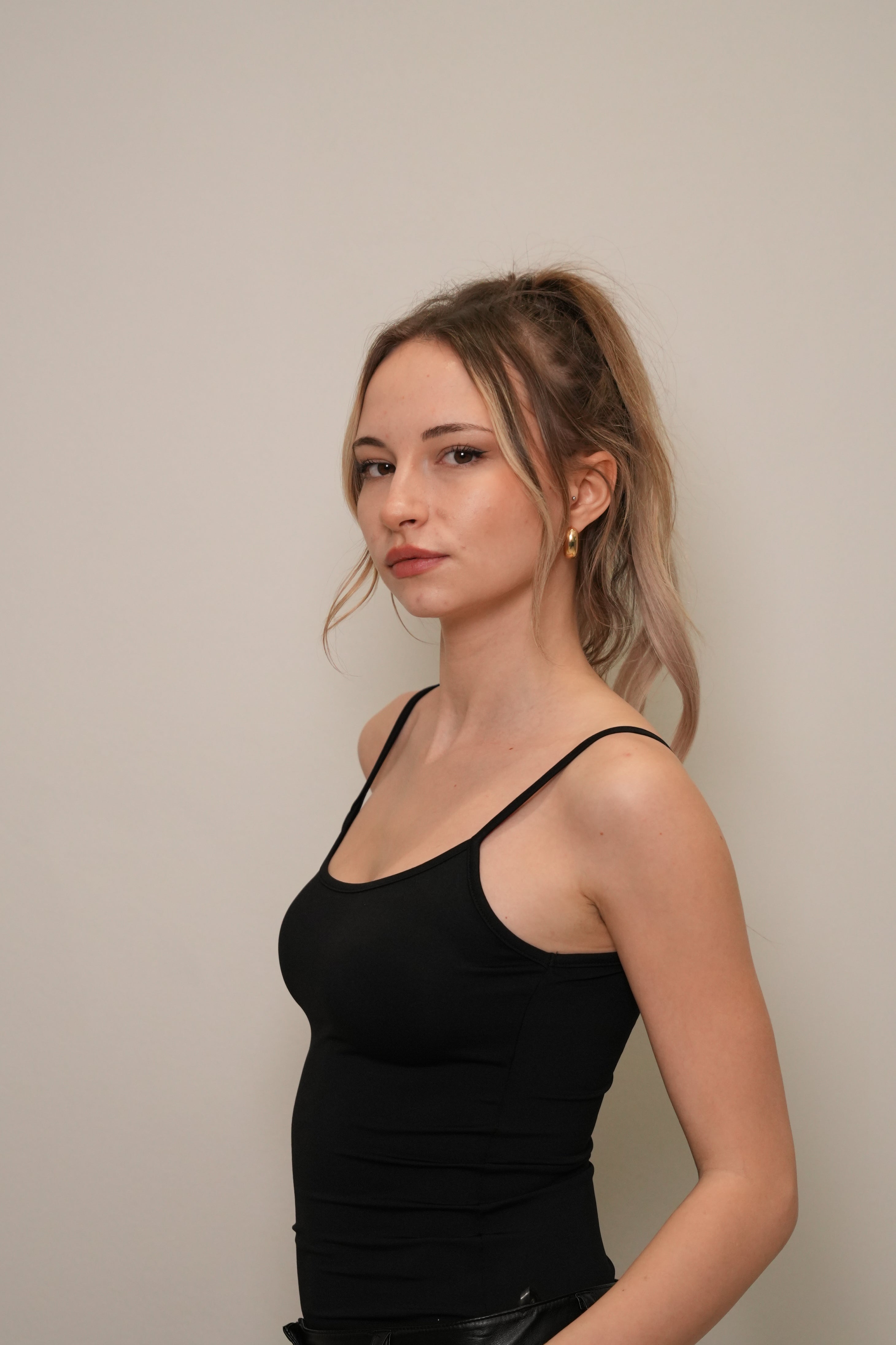 Kadın İnce Askılı Basic Atlet – Siyah